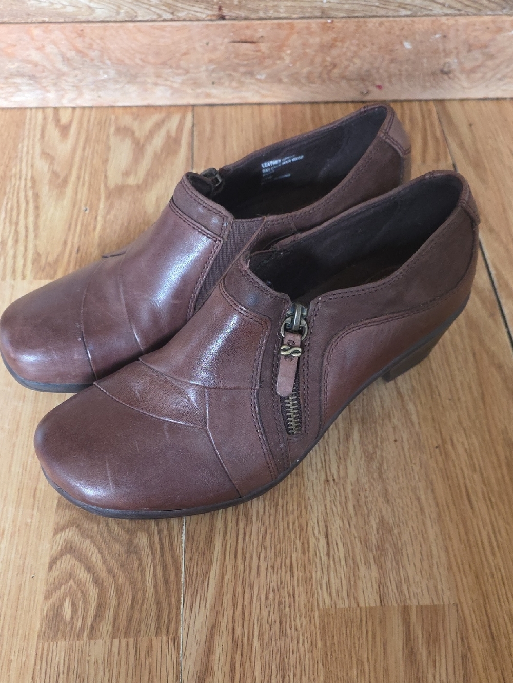 Earth Origins Brown Leather Anika Shoes